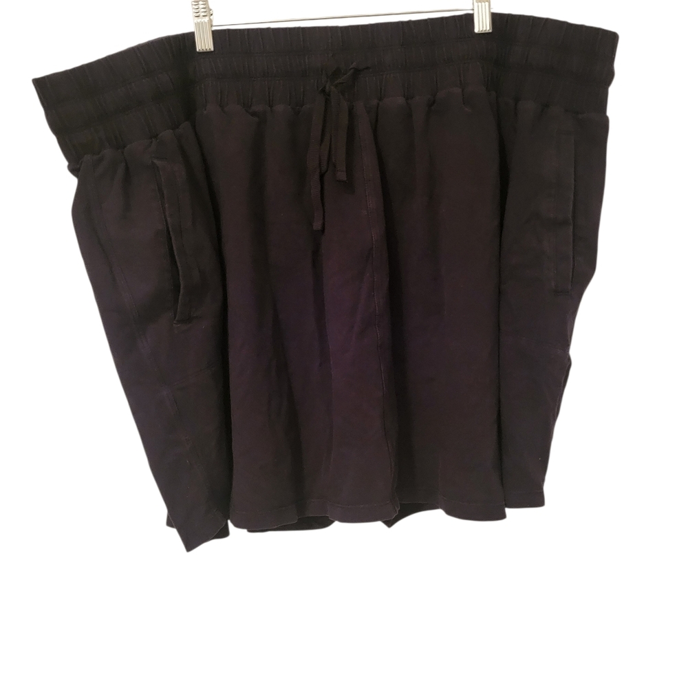 Livi Plus Skort Black sz 34/36